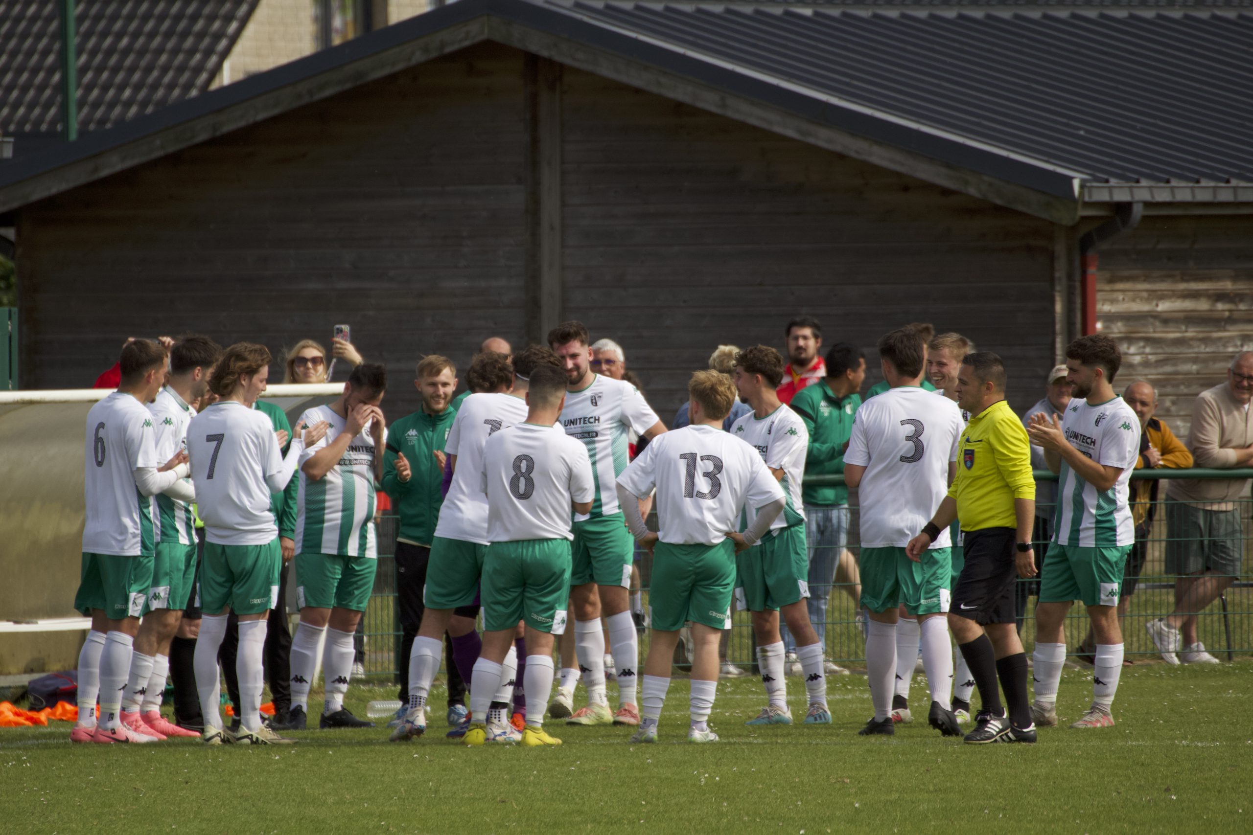 photo-joueur-de-foot-us-lestrem